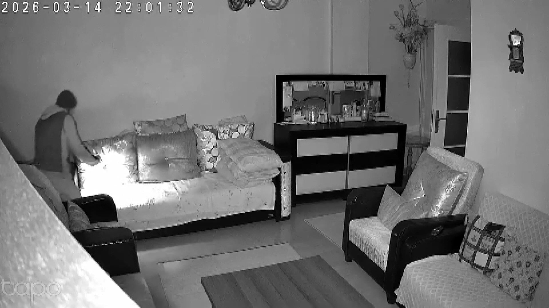 I S T A N B U L F A T I H T E E V I N E G I R E N H I R S I Z I 1215067 361305